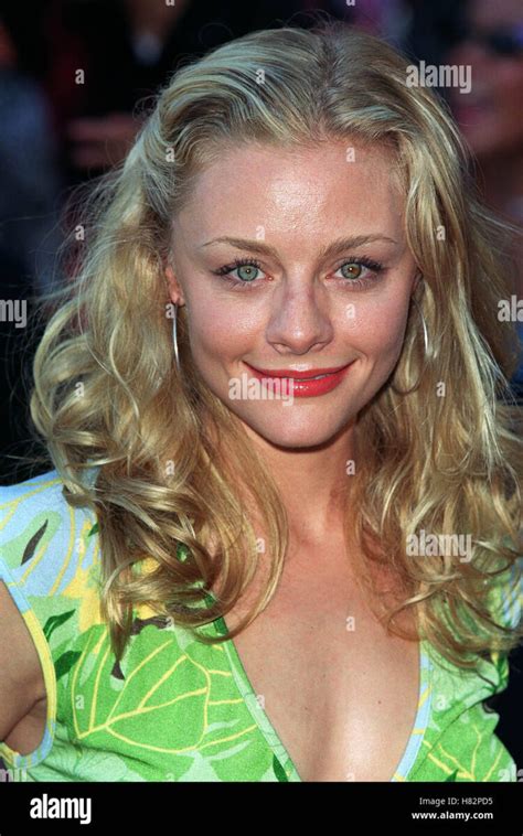 Jessica Cauffiel Sexy & Topless (11 Photos)